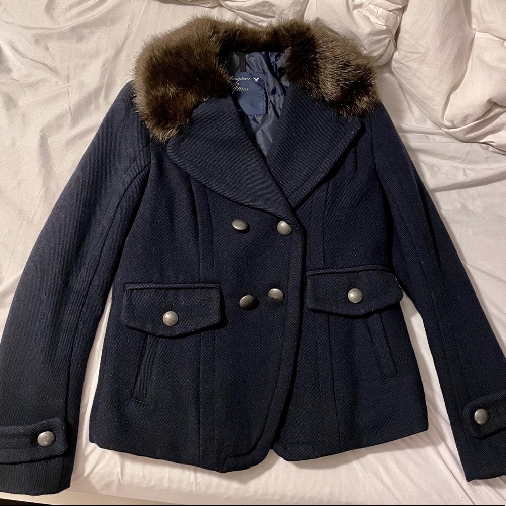 American Eagle Navy jacket with faux fur trim on collar
